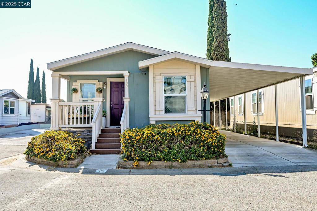 Clayton, CA 94517,16711 Marsh Creek Rd