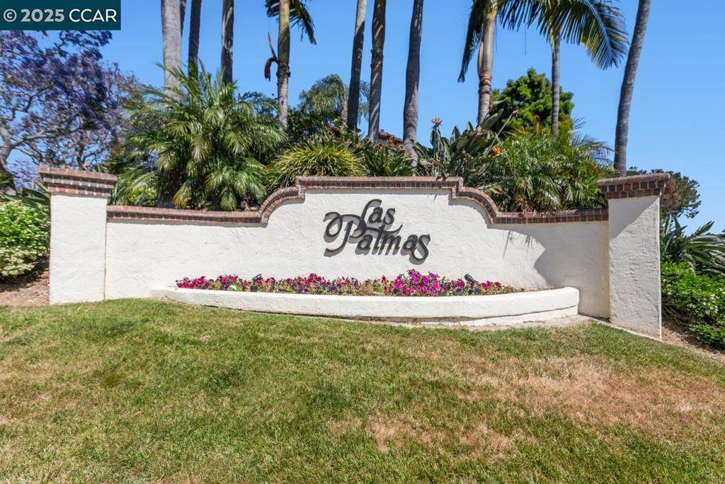 San Diego, CA 92122,4145 Porte De Merano #128