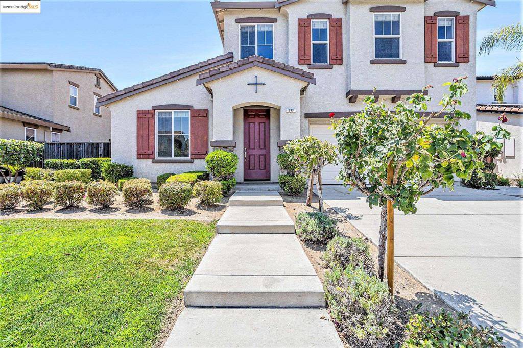 Oakley, CA 94561,233 Hearthstone Cir