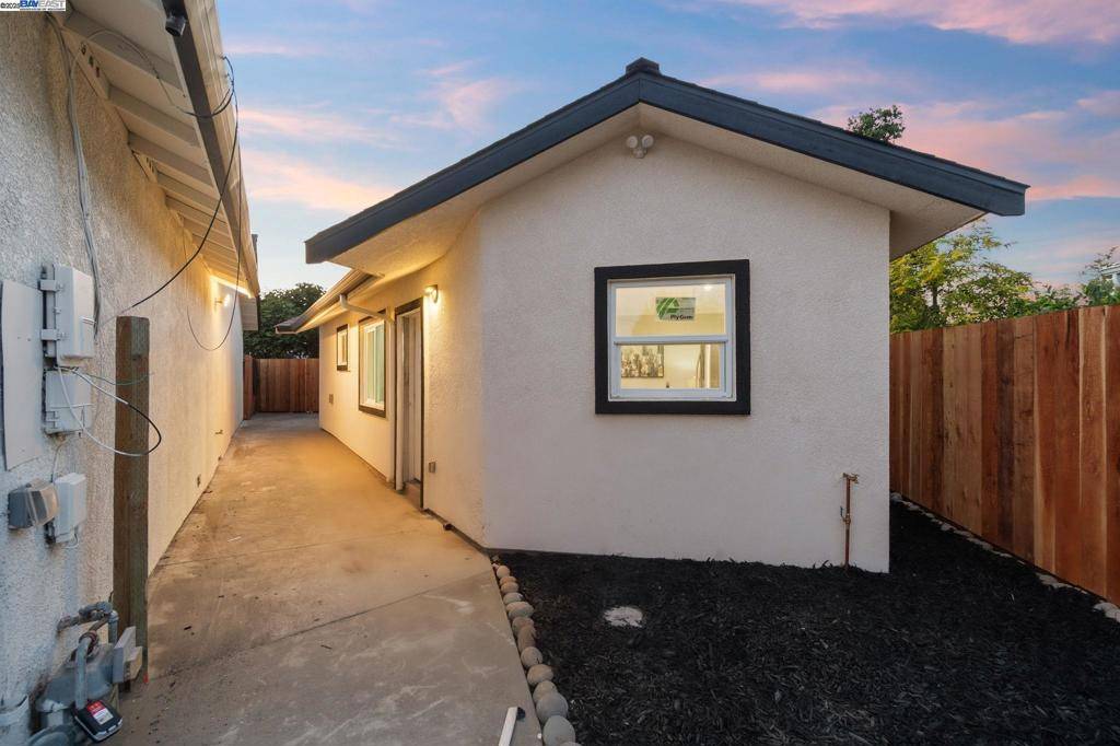Fremont, CA 94538,3631 Trenton Ct
