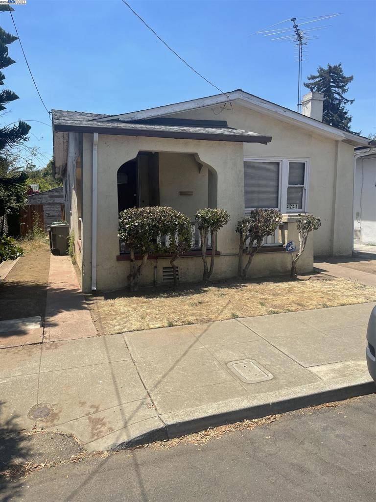Oakland, CA 94619,4241 Suter St