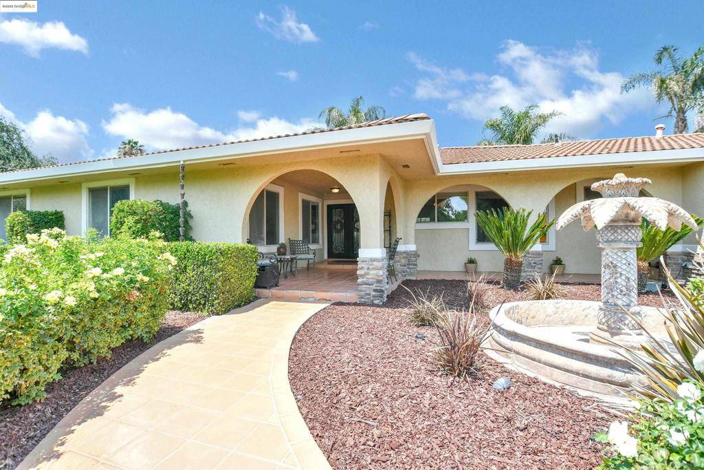 Brentwood, CA 94513,421 Lone Oak Ct