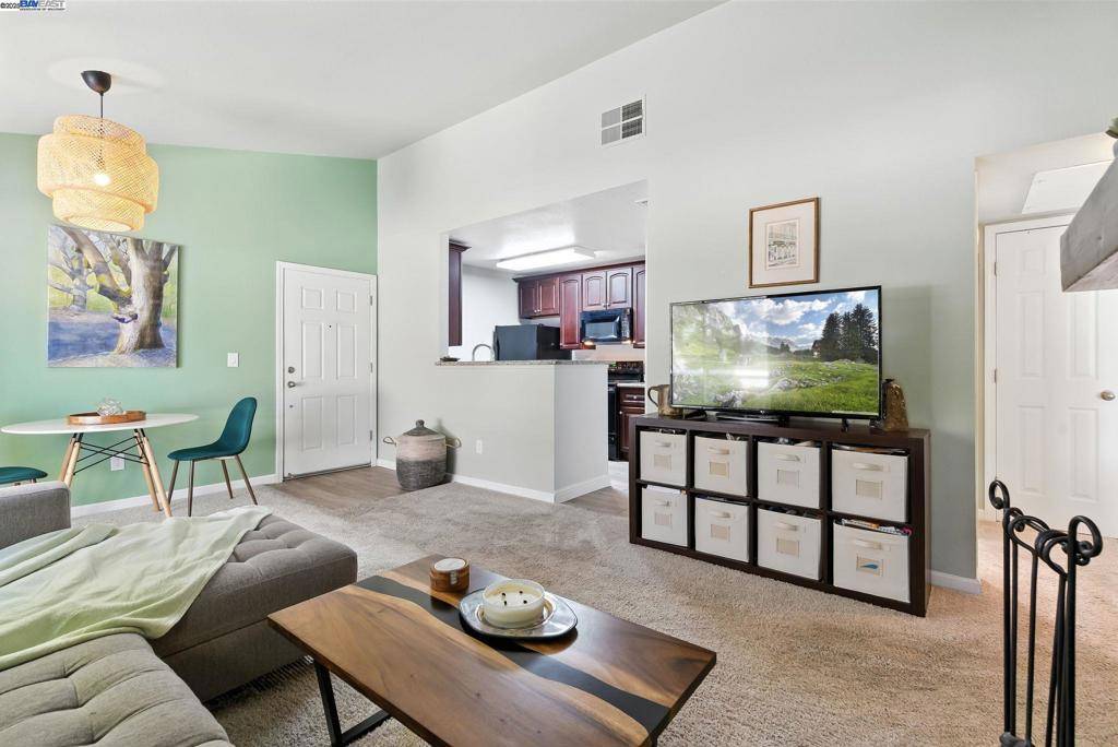 San Ramon, CA 94583,140 Reflections Dr #28