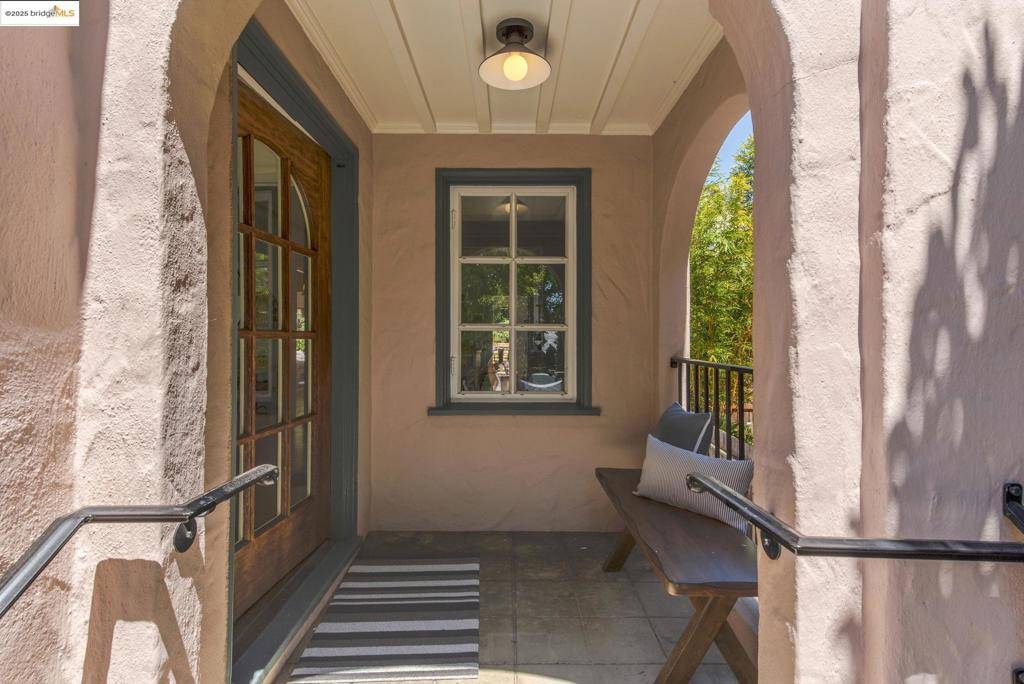 Berkeley, CA 94707,1189 Sutter St