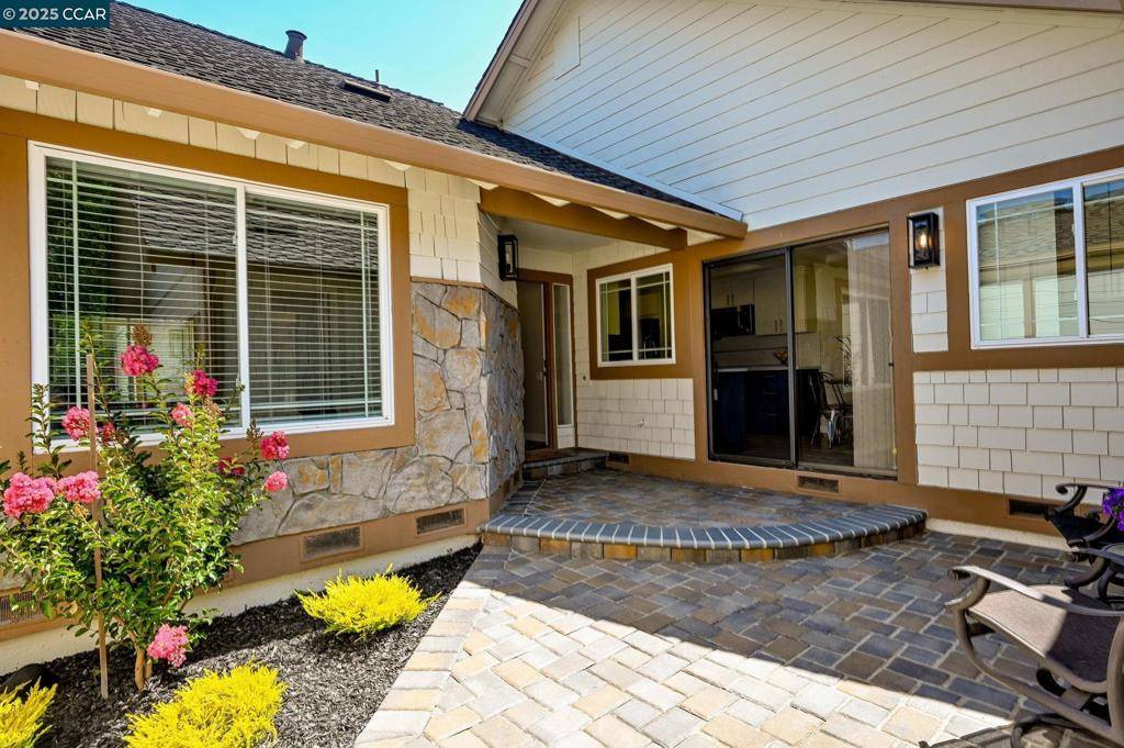 Danville, CA 94526,574 Silver Lake Dr