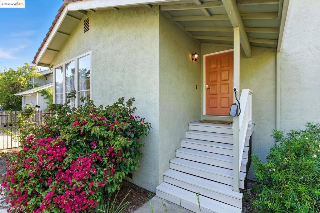 El Sobrante, CA 94803,1155 Kelvin Rd