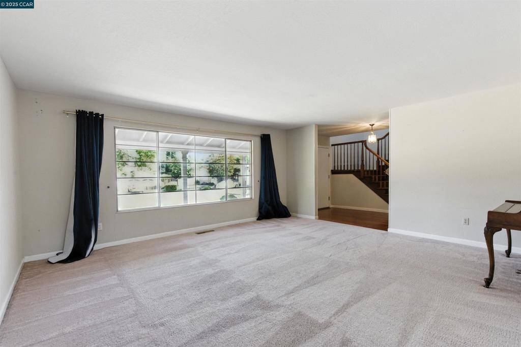 Walnut Creek, CA 94598,944 Natchez Ct