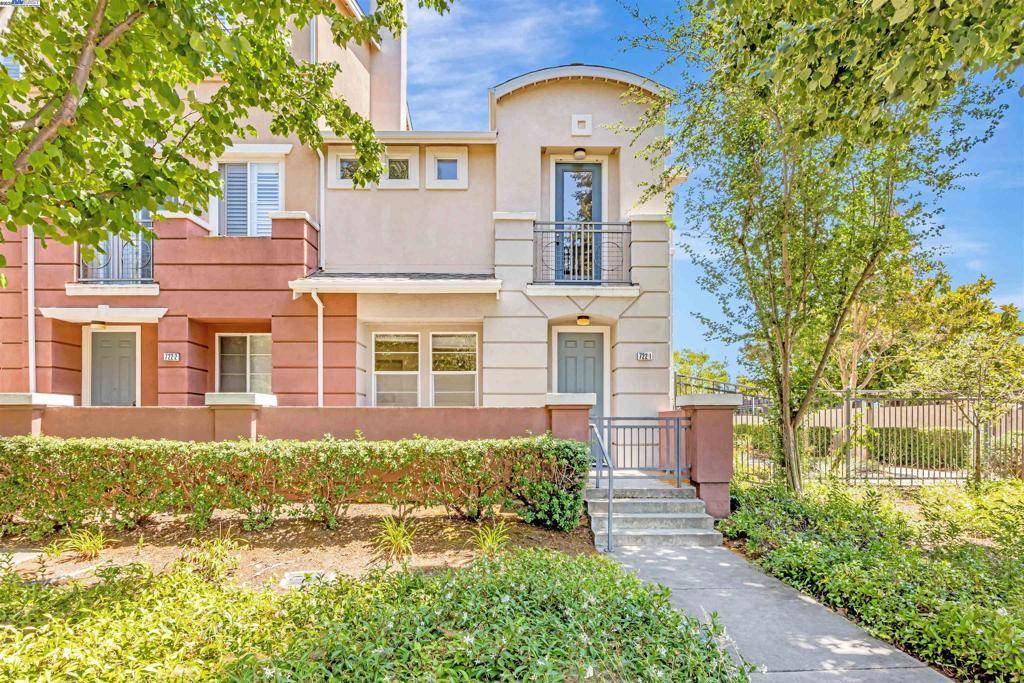 Hayward, CA 94541,722 City Walk Pl #1