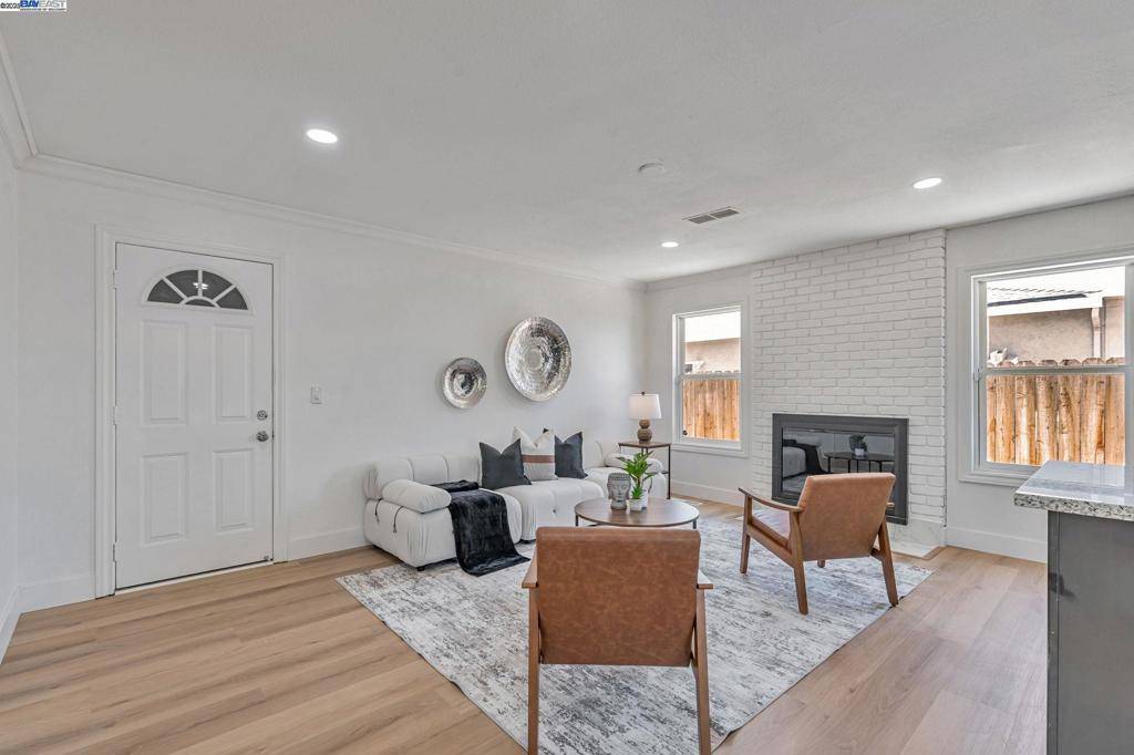 Pittsburg, CA 94565,35 Chelsea Way
