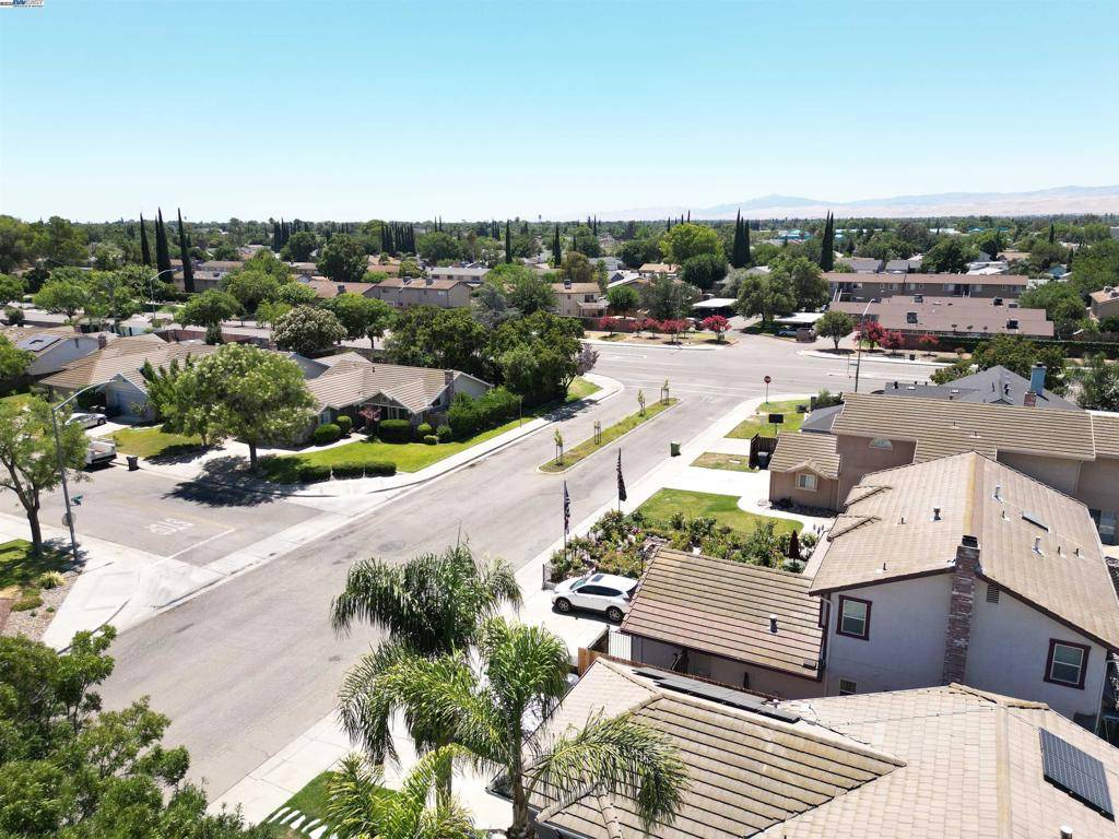 Tracy, CA 95376,2525 Travao Ln