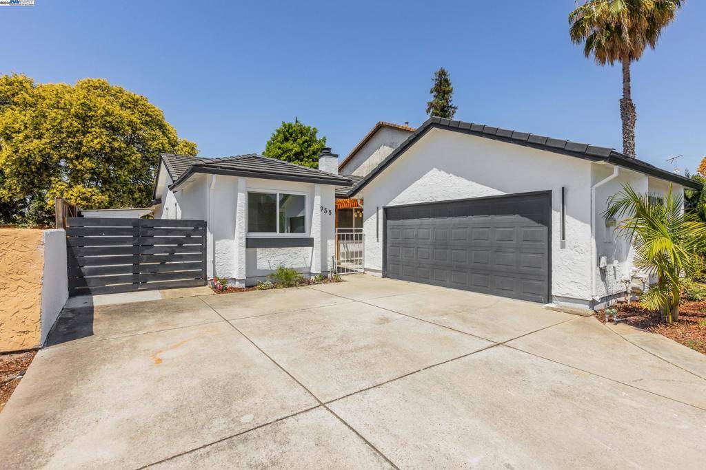 Milpitas, CA 95035,955 Big Bear Ct