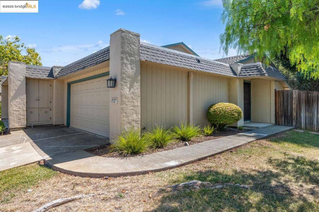 Benicia, CA 94510,1527 London Cir