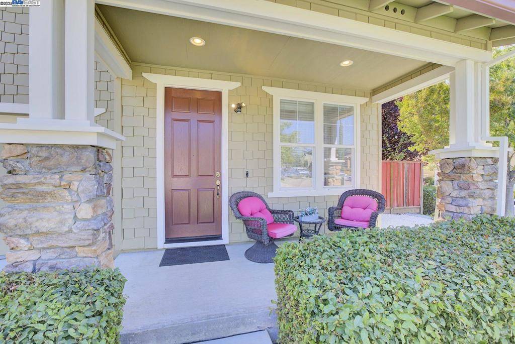 San Ramon, CA 94582,200 ARDEN CT
