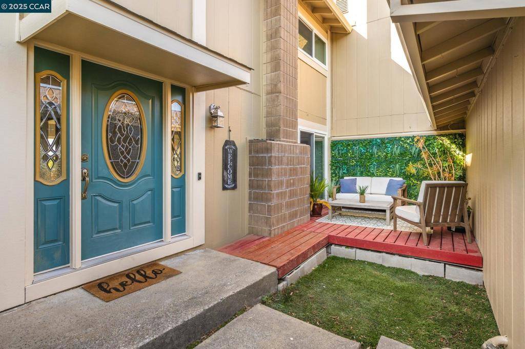 Martinez, CA 94553,108 Thistle Way