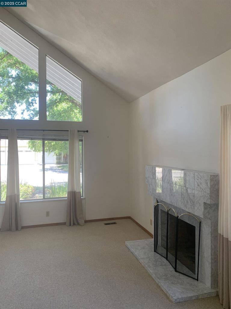 San Ramon, CA 94583,9462 Thunderbird Pl