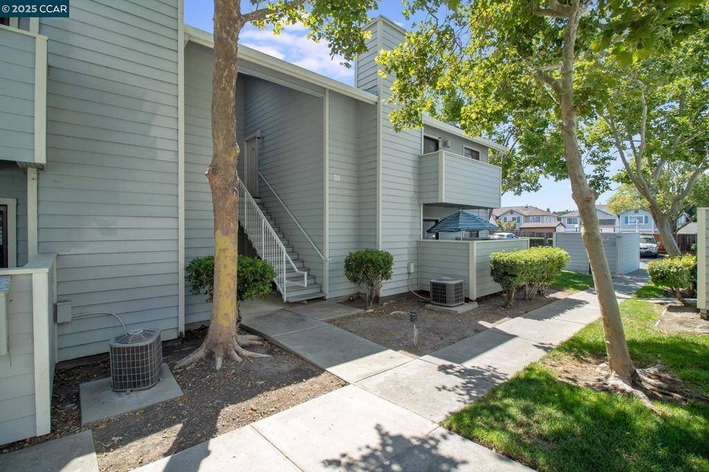 Pacheco, CA 94553,90 Elder Dr #C
