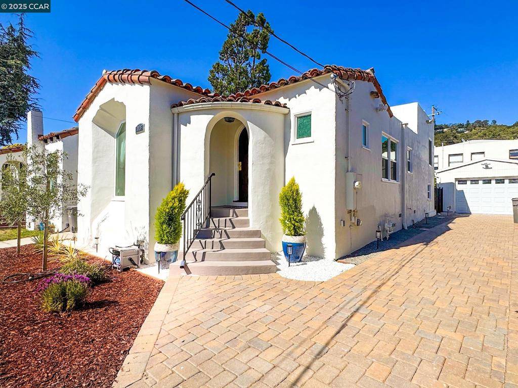 Oakland, CA 94602,3438 Guido St