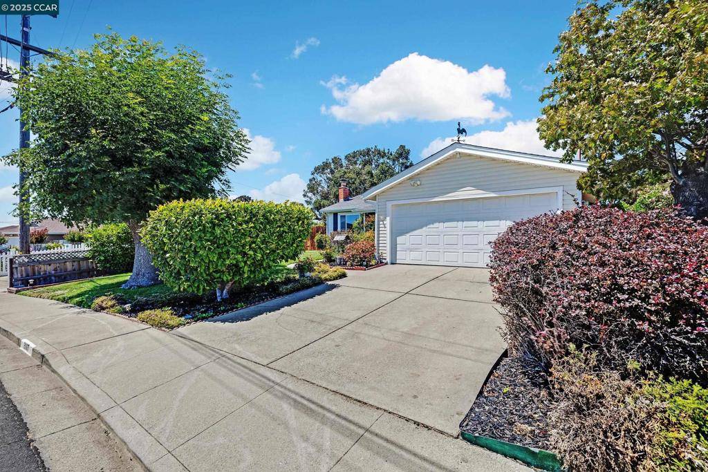 San Pablo, CA 94806,2107 Murphy Dr