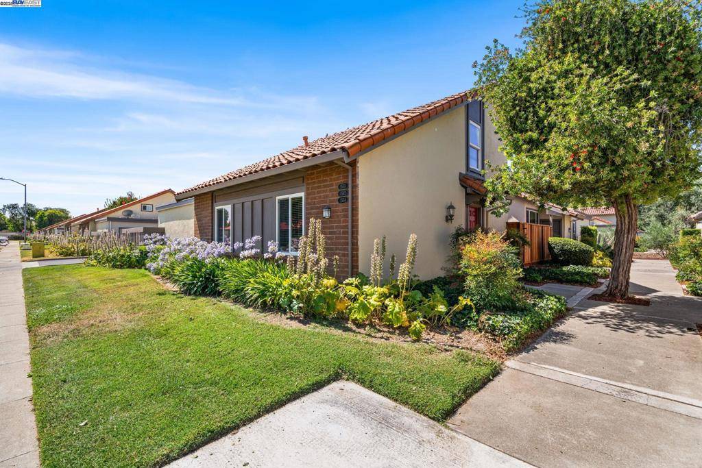Pleasanton, CA 94566,1550 Calle Enrique