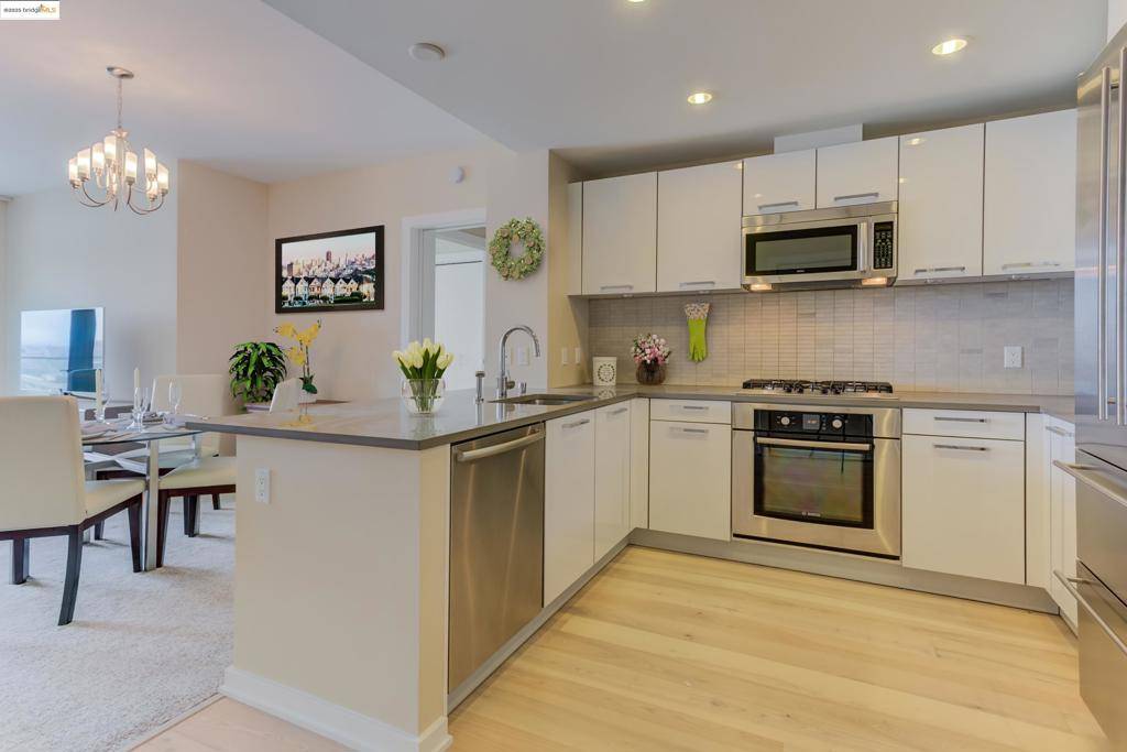 San Francisco, CA 94105,1 Hawthorne #14C