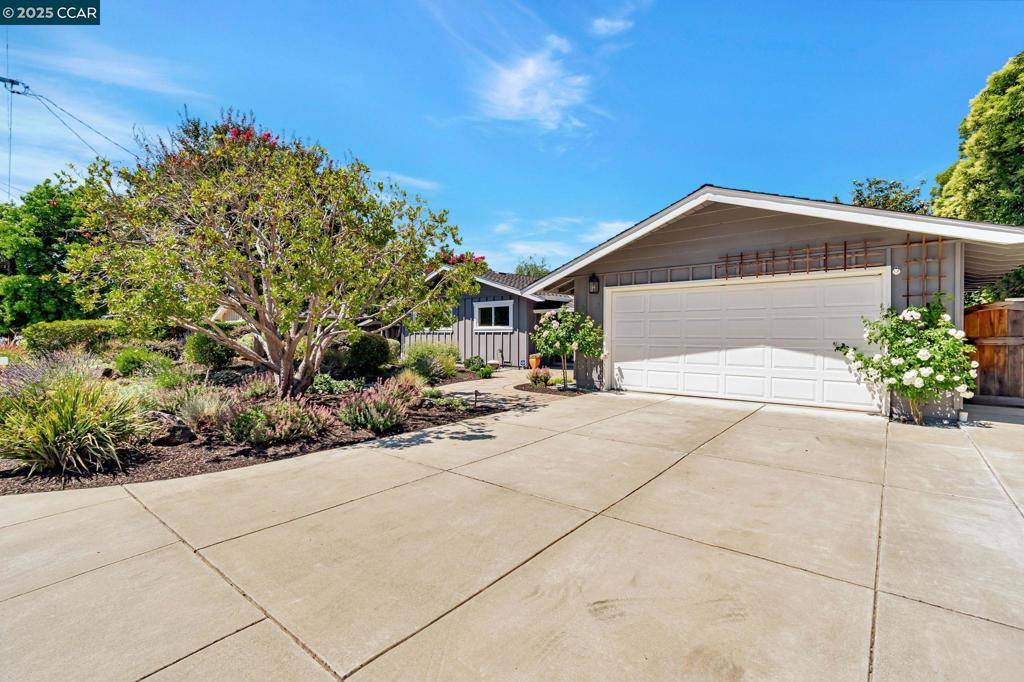 Moraga, CA 94556,43 Wandel Dr