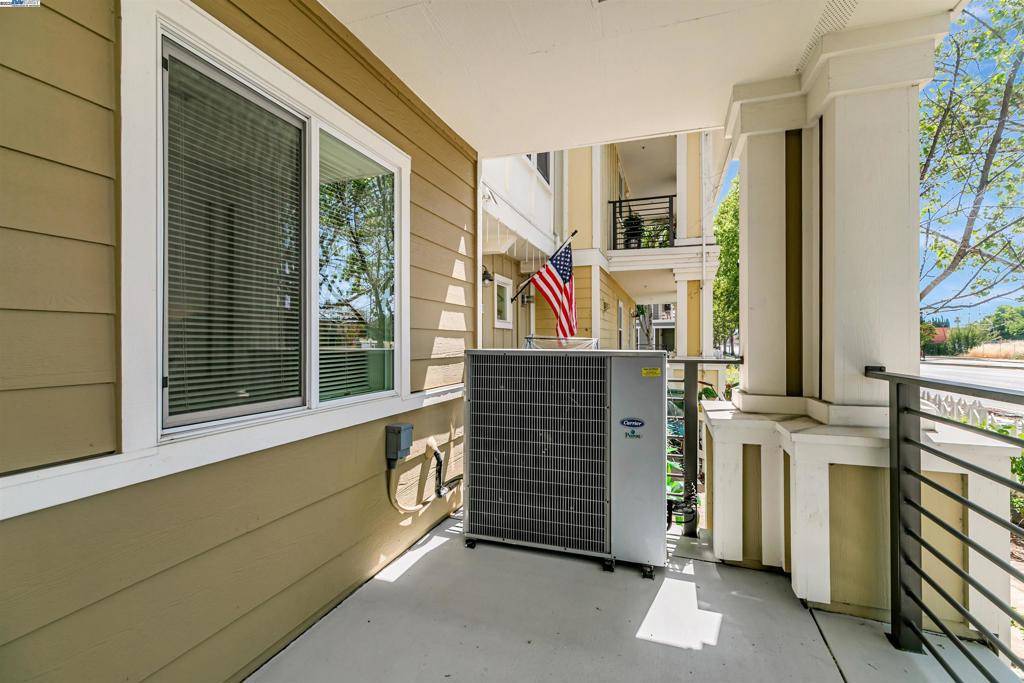 Fremont, CA 94538,40733 Greystone Ter