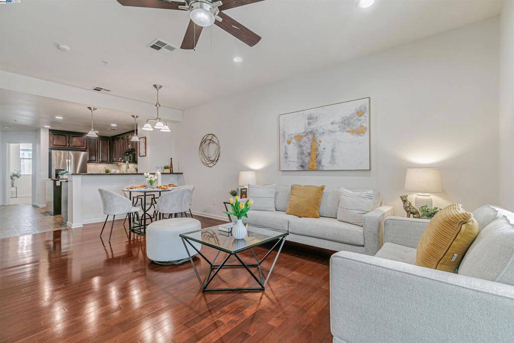 Fremont, CA 94538,40733 Greystone Ter
