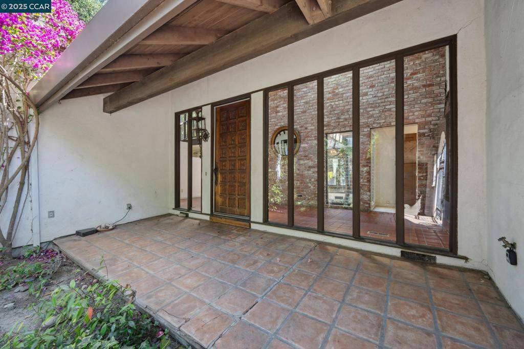 Lafayette, CA 94549,694 Old Jonas Hill Rd