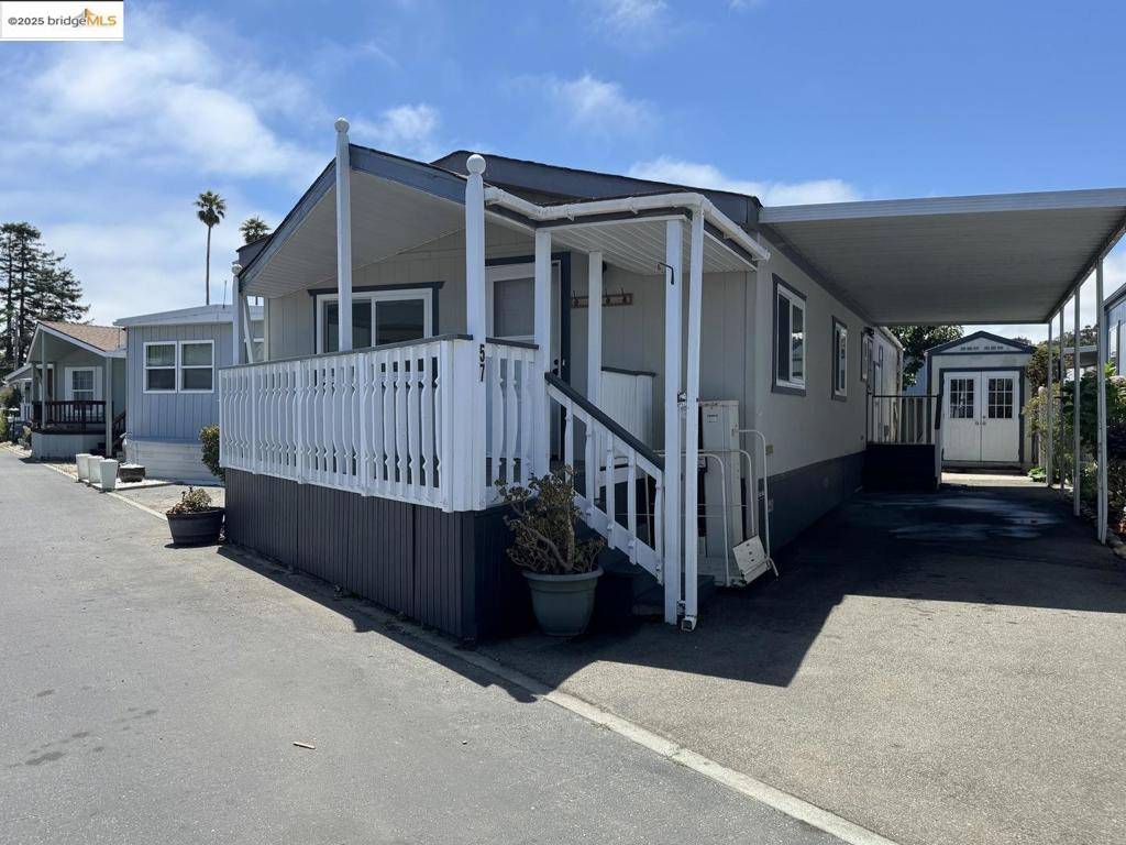Santa Cruz, CA 95062,1555 Merrill ST