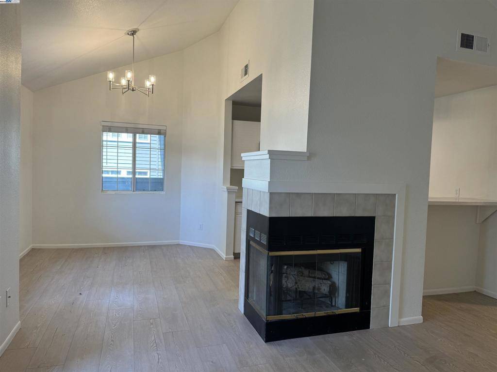 Pleasanton, CA 94588,7595 Canyon Meadow Cir