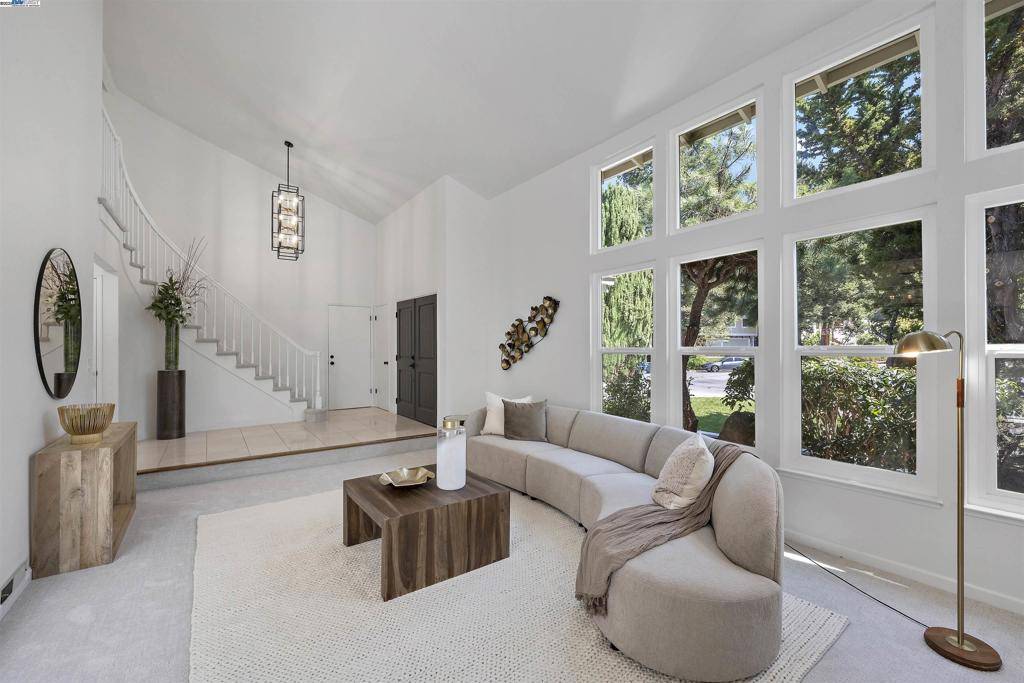 Fremont, CA 94539,213 Hidalgo Ct