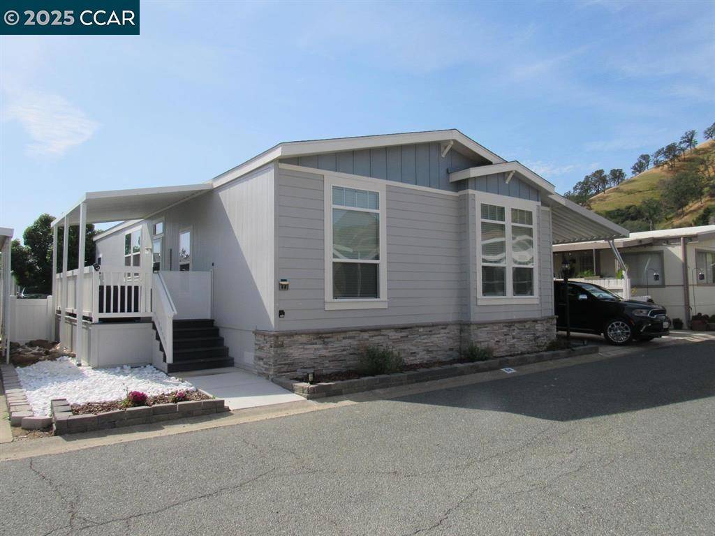 Clayton, CA 94517,16711 Marsh Creek Rd.