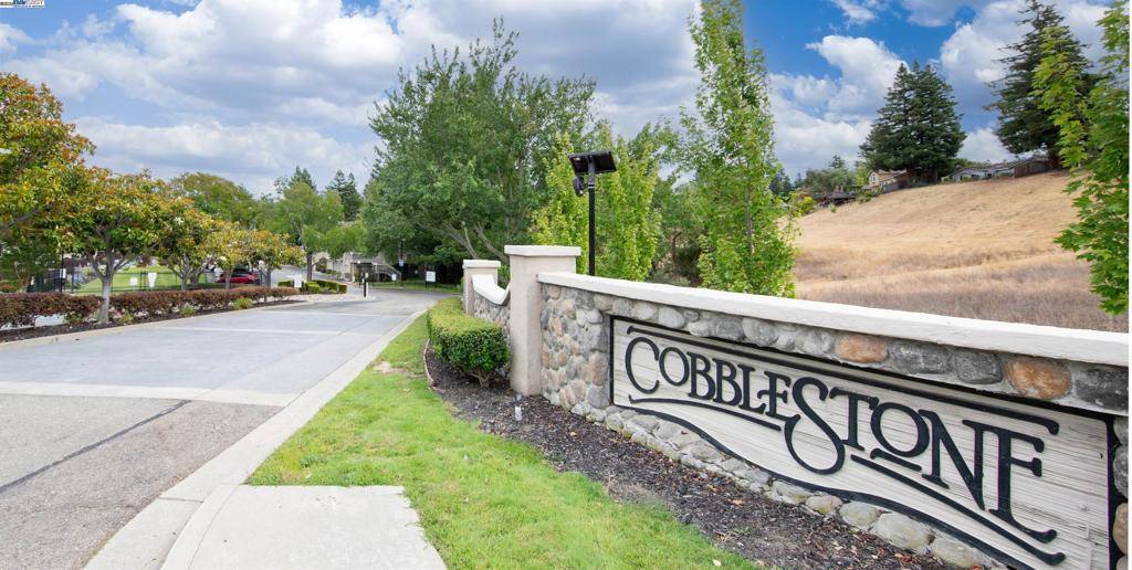 San Ramon, CA 94583,3919 Crow Canyon Road