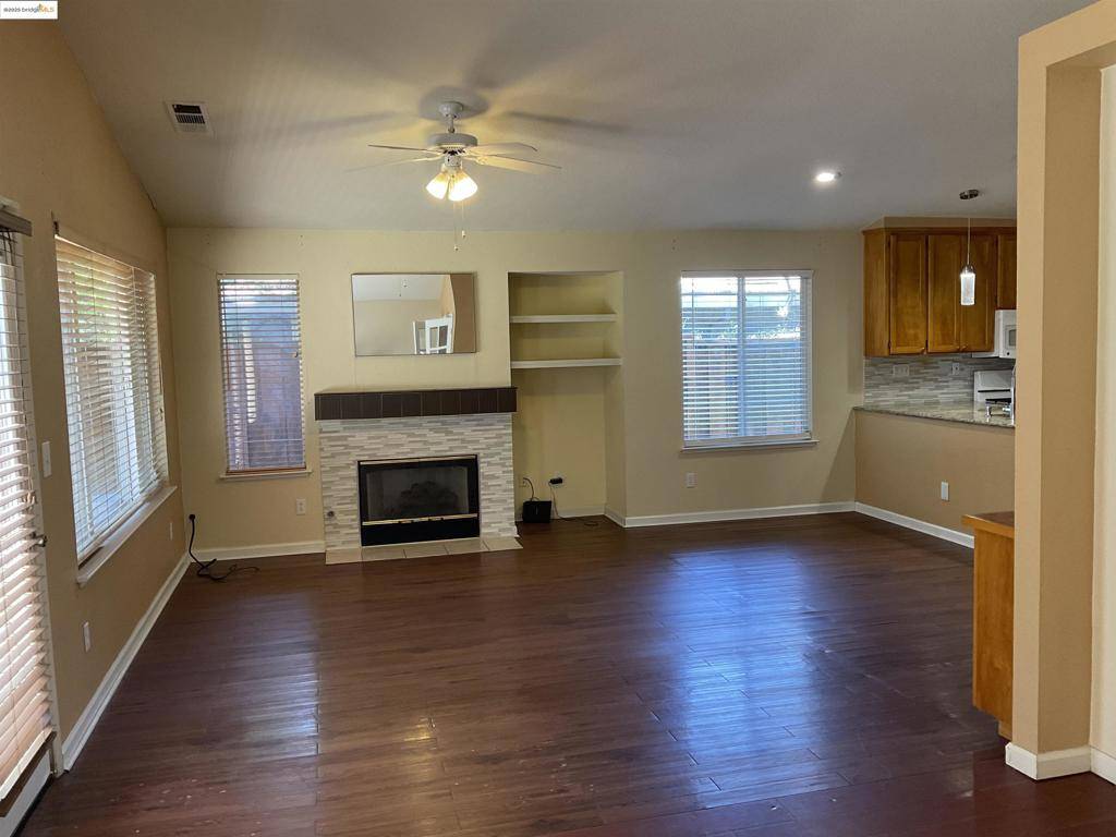 Antioch, CA 94531-8823,5196 Tehachapi Court