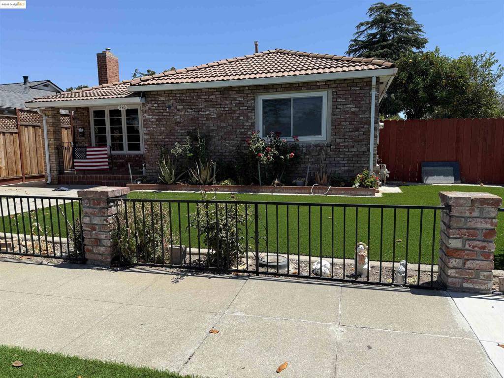 Livermore, CA 94550-9999,980 ACACIA WAY