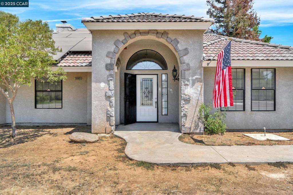 Madera, CA 93637,36065 Manon