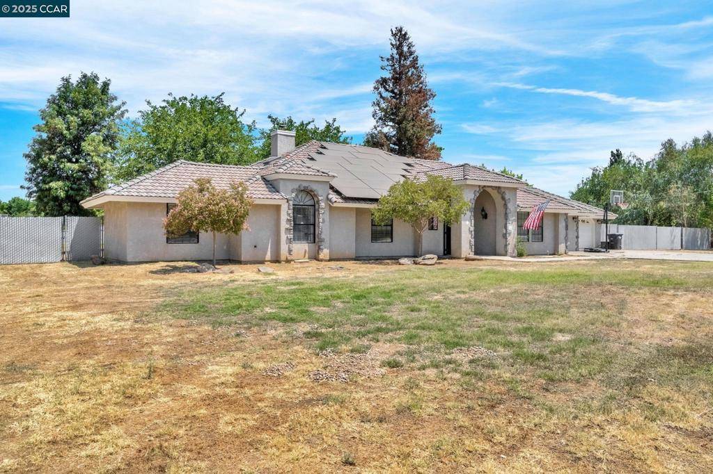Madera, CA 93637,36065 Manon