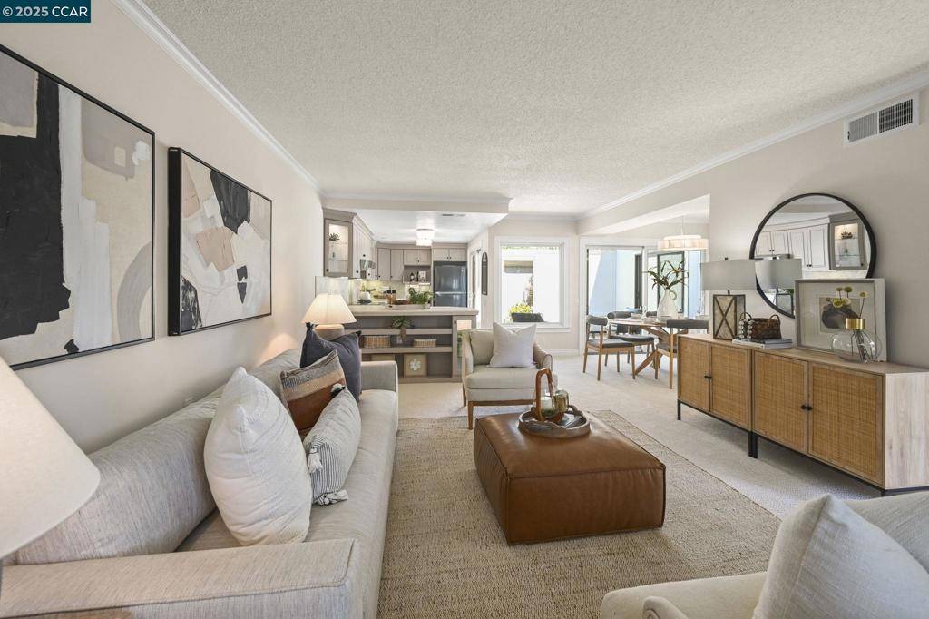 Walnut Creek, CA 94595,2016 Golden Rain Rd ##3