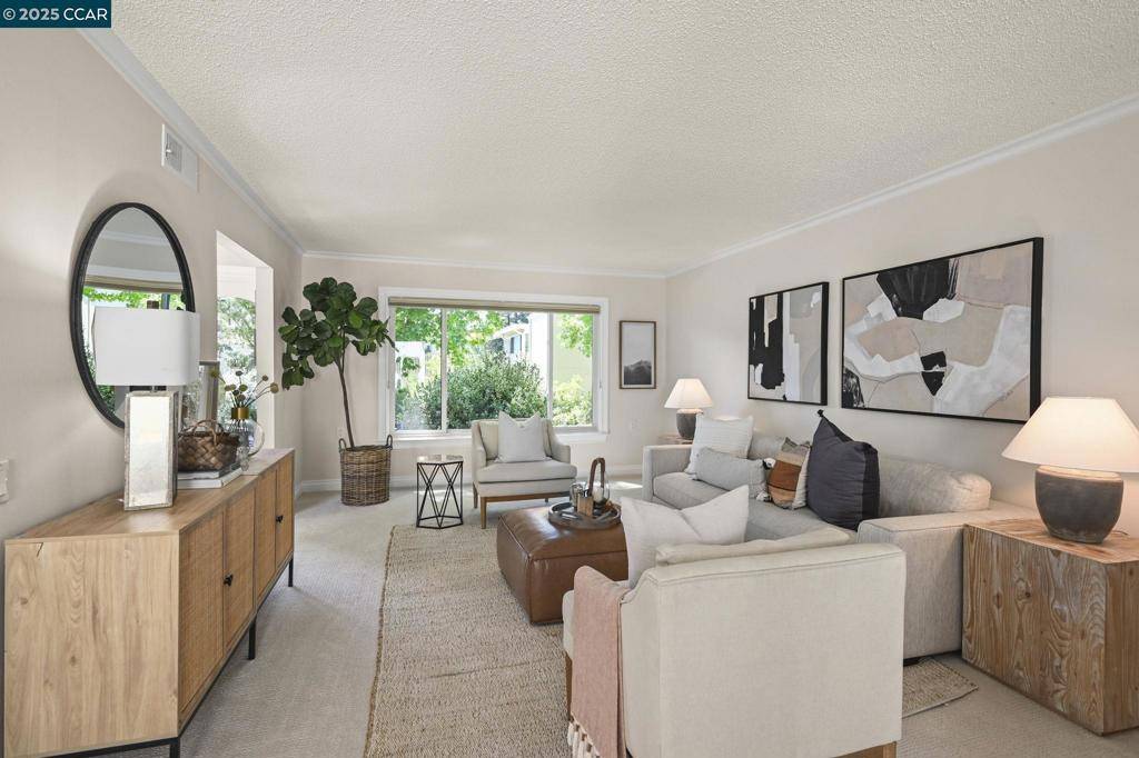 Walnut Creek, CA 94595,2016 Golden Rain Rd ##3