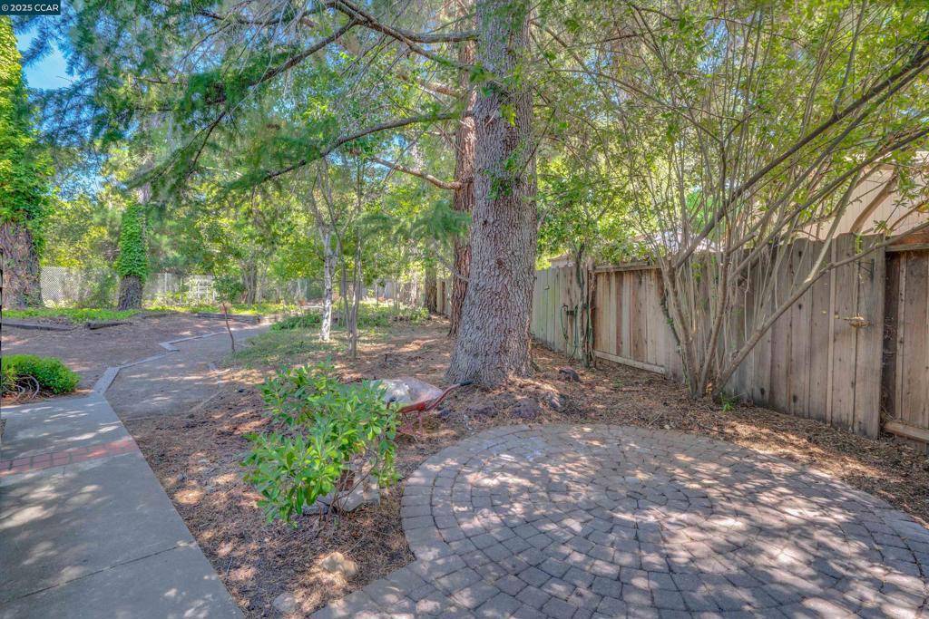 San Ramon, CA 94583,663 Abrigo Ct