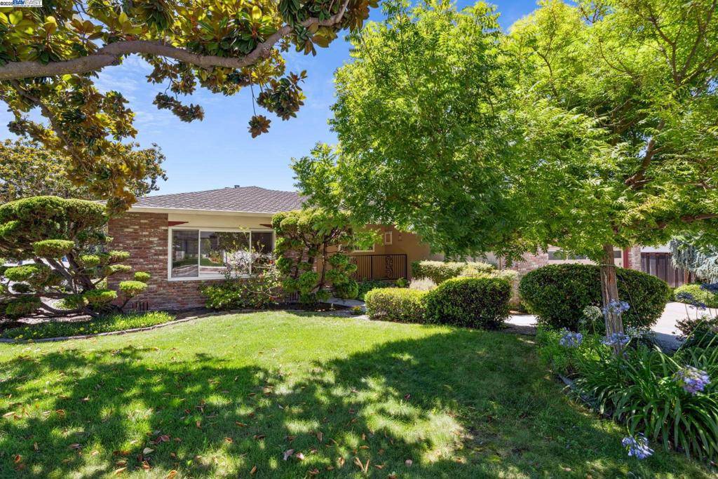 Fremont, CA 94539,2082 Boxwood Way