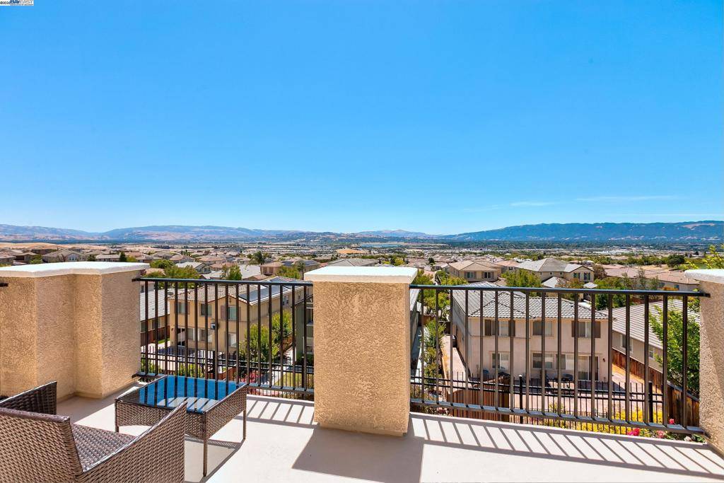 Dublin, CA 94568-7343,2528 AMANTEA WAY