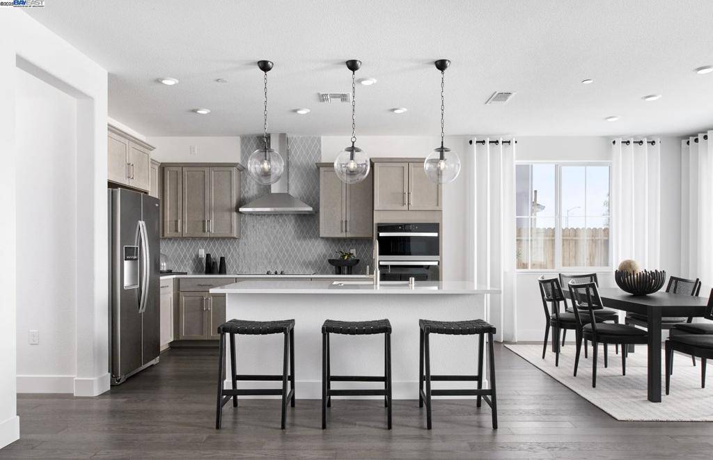 Manteca, CA 95337,Address not disclosed