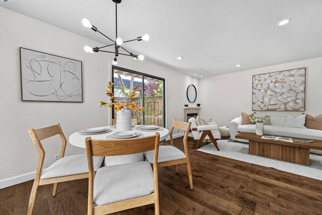 Mountain View, CA 94043,163 Gladys Ave
