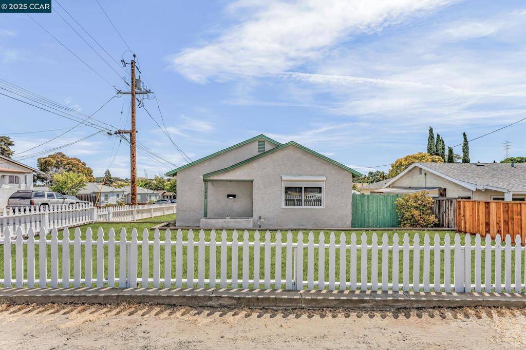 Martinez, CA 94553,1270 Santa Fe Ave