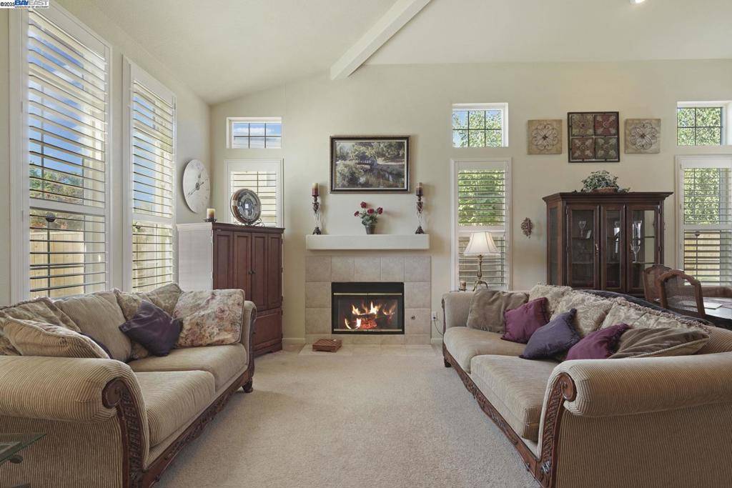Stockton, CA 95219,5854 Riverbank Cir