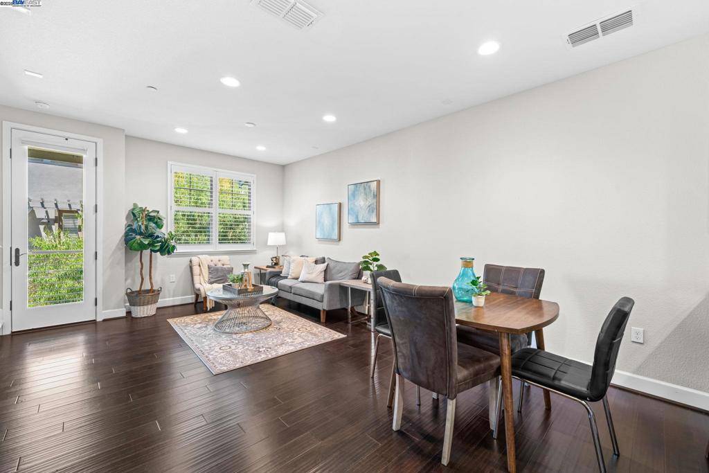 Livermore, CA 94551,389 Basswood Cmn #9