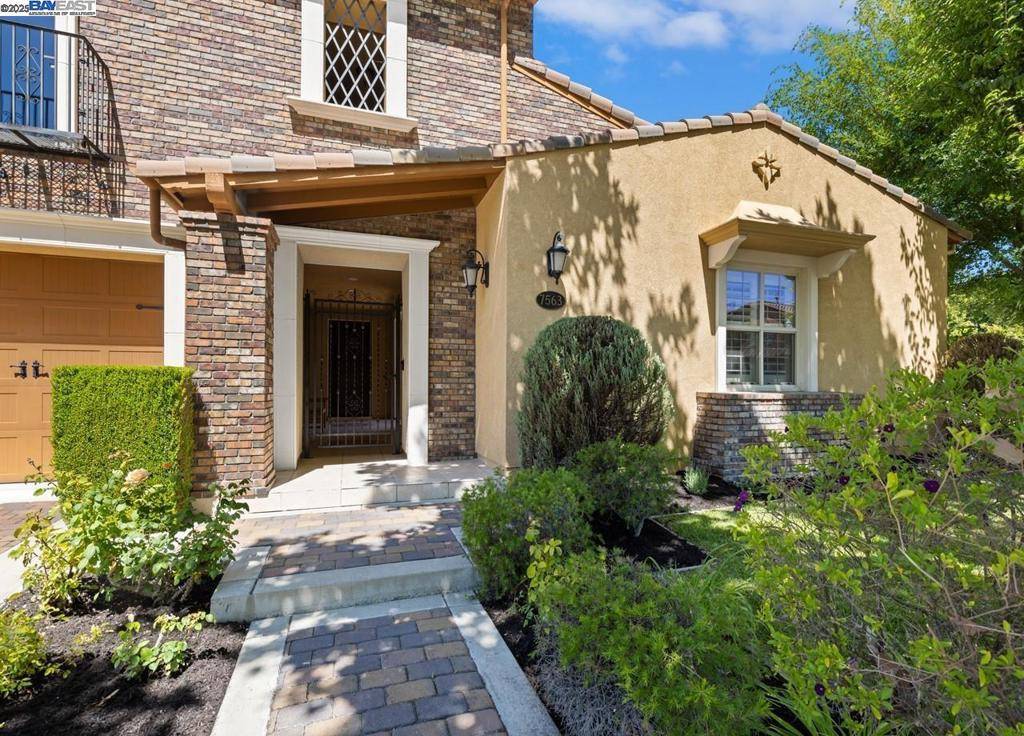 San Ramon, CA 94582,7563 Balmoral Way