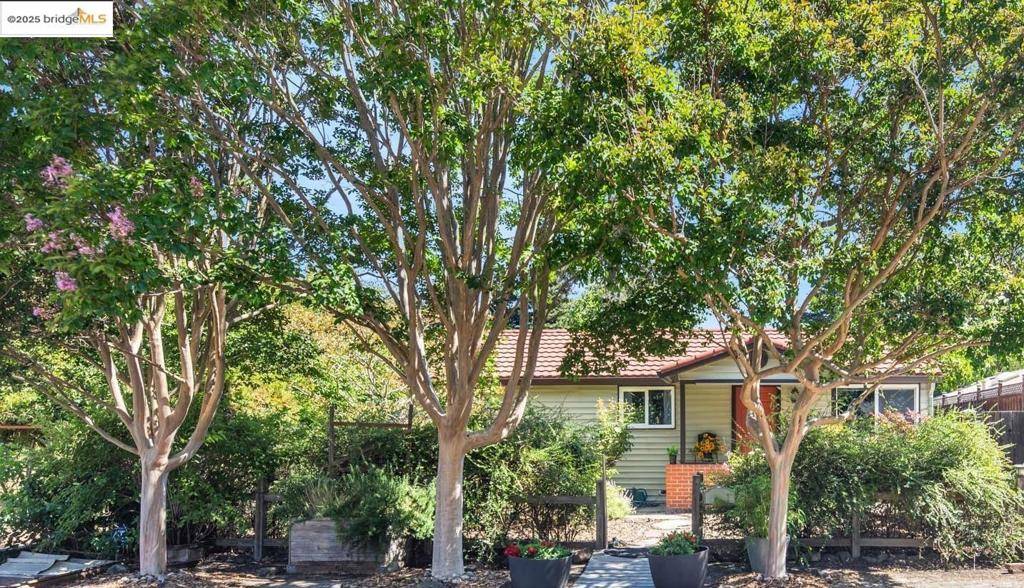El Sobrante, CA 94803,4091 Garden Rd