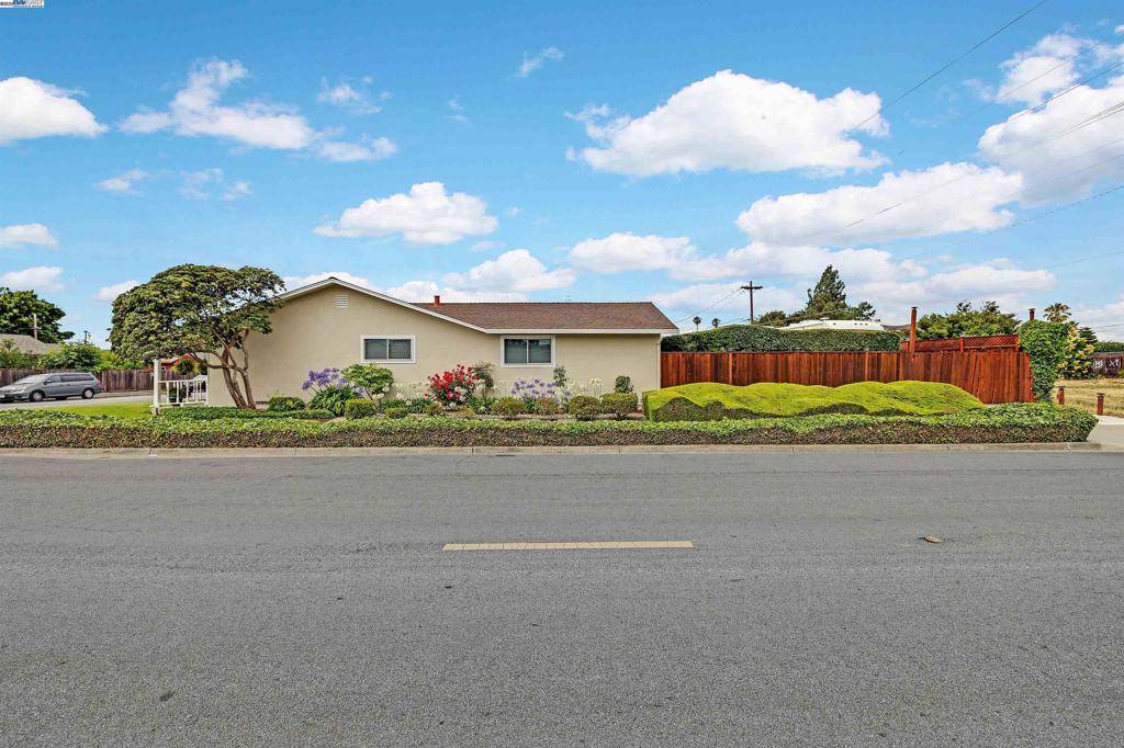 Fremont, CA 94538,4601 Hampshire Way